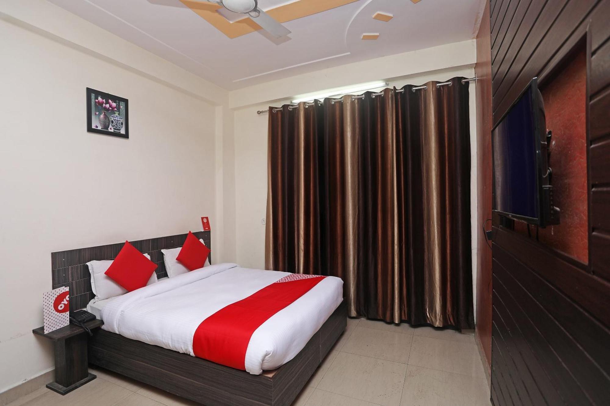 Collection O 19472 Highway Regency Hotel Anupnagar Buitenkant foto